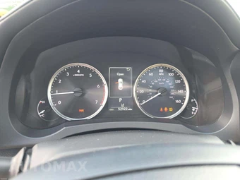 2021 Lexus RC 300 - miniatura 9