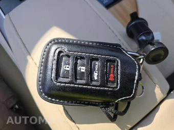 2021 Lexus RX 350L – miniatura 8