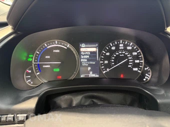 2021 Lexus RX 450h - miniatura 10