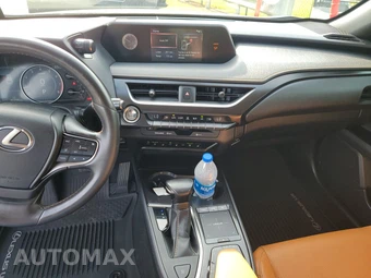 2021 Lexus UX 200 – miniatura 11