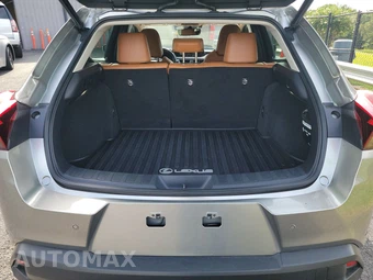 2021 Lexus UX 200 – miniatura 16