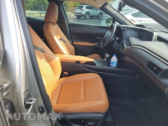 2021 Lexus UX 200 – miniatura 8
