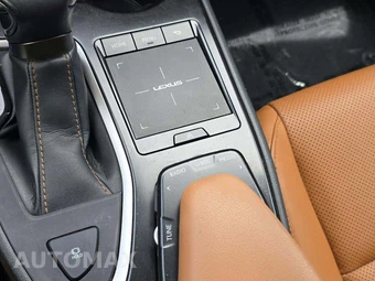 2021 Lexus UX 200 – miniatura 30