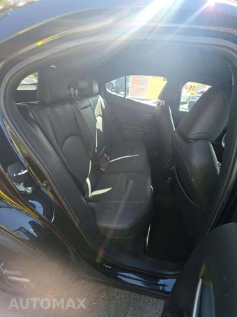 2021 Lexus UX 200 – miniatura 16