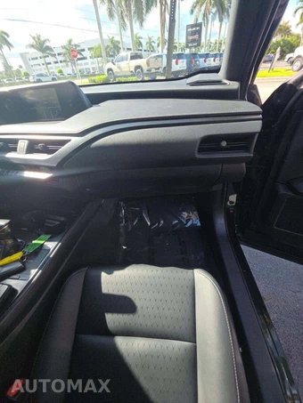 2021 Lexus UX 200 – miniatura 19