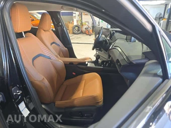 2021 Lexus UX 250h – miniatura 18