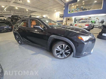 2021 Lexus UX 250h – miniatura 4