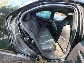 2021 Lexus UX 250h – miniatura 16
