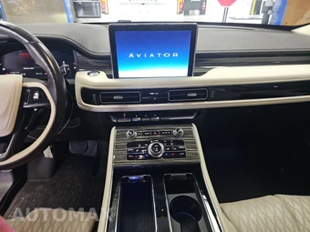 2021 Lincoln Aviator Black Label – miniatura 11