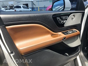 2021 Lincoln Aviator Reserve - miniatura 9