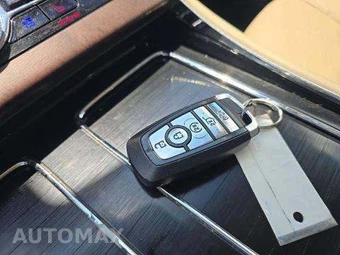 2021 Lincoln Aviator Reserve – miniatura 8