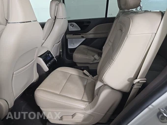 2021 Lincoln Aviator Reserve - miniatura 13