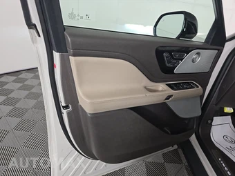 2021 Lincoln Aviator Reserve - miniatura 9