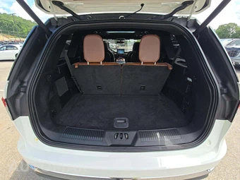 2021 Lincoln Aviator Reserve – miniatura 12