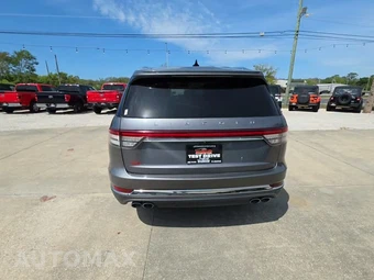 2021 Lincoln Aviator Standard – miniatura 4