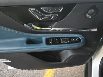 2021 Lincoln Corsair Plug-In Hybrid Grand Touring - miniatura 9