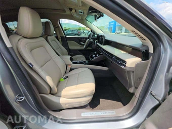 2021 Lincoln Corsair Reserve – miniatura 15