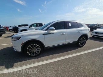 2021 Lincoln Nautilus Reserve