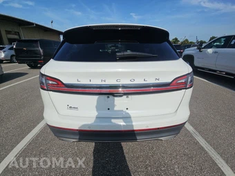 2021 Lincoln Nautilus Reserve – miniatura 5