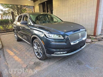 2021 Lincoln Nautilus Reserve – miniatura 4
