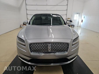 2021 Lincoln Nautilus Reserve – miniatura 2