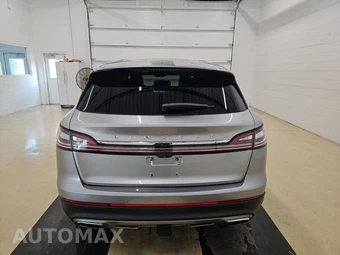 2021 Lincoln Nautilus Reserve – miniatura 5