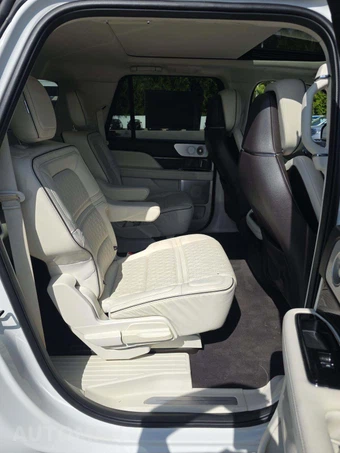 2021 Lincoln Navigator L Black Label – miniatura 14