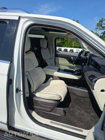 2021 Lincoln Navigator L Black Label – miniatura 16