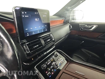 2021 Lincoln Navigator L Standard – miniatura 11