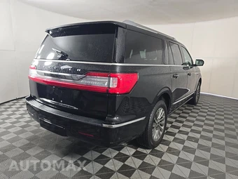 2021 Lincoln Navigator L Standard – miniatura 4