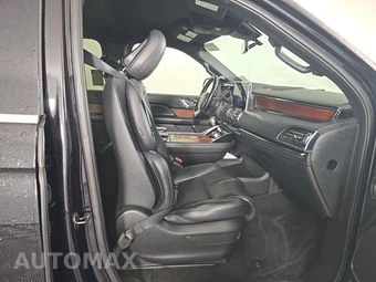 2021 Lincoln Navigator L Standard – miniatura 8