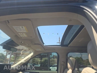 2021 Lincoln Navigator Reserve – miniatura 20