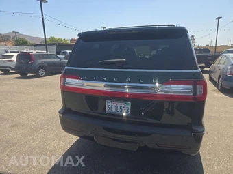 2021 Lincoln Navigator Reserve – miniatura 5
