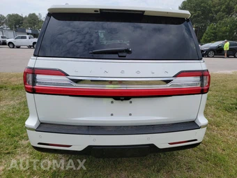2021 Lincoln Navigator Reserve – miniatura 5