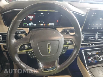2021 Lincoln Navigator Reserve – miniatura 10