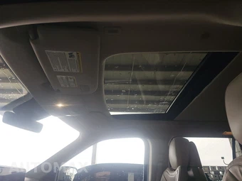 2021 Lincoln Navigator Reserve – miniatura 20