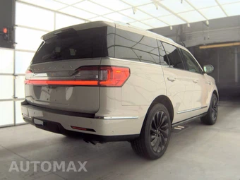2021 Lincoln Navigator Reserve – miniatura 4
