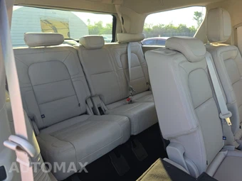 2021 Lincoln Navigator Reserve – miniatura 14