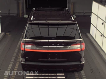 2021 Lincoln Navigator Reserve – miniatura 5