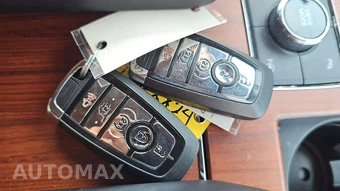 2021 Lincoln Navigator Reserve – miniatura 19