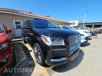 2021 Lincoln Navigator Reserve – miniatura 3