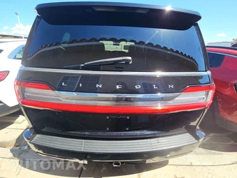 2021 Lincoln Navigator Reserve – miniatura 5