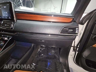 2021 Lincoln Navigator Reserve – miniatura 17