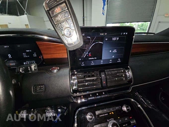 2021 Lincoln Navigator Reserve – miniatura 5