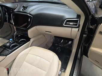2021 Maserati Ghibli S GranSport – miniatura 19