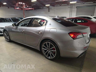 2021 Maserati Ghibli S GranSport – miniatura 2