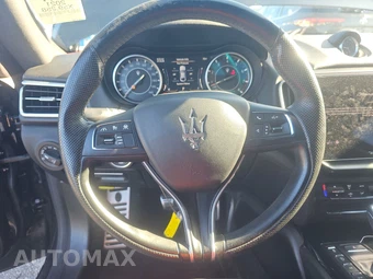 2021 Maserati Ghibli S – miniatura 10