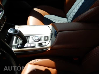 2021 Maserati Levante GranLusso - miniatura 16
