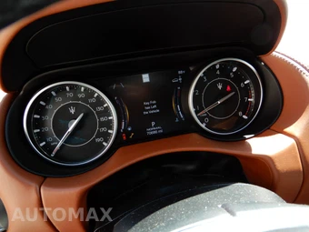2021 Maserati Levante GranLusso - miniatura 19