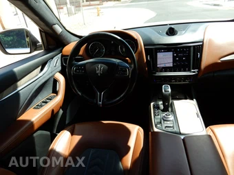 2021 Maserati Levante GranLusso - miniatura 22